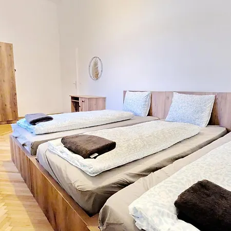 Spacious Rooms - 15 Min From Airport & City Center, 5 Min From Vienna Main-Bus Station Ez 1-9 Exteriér fotografie
