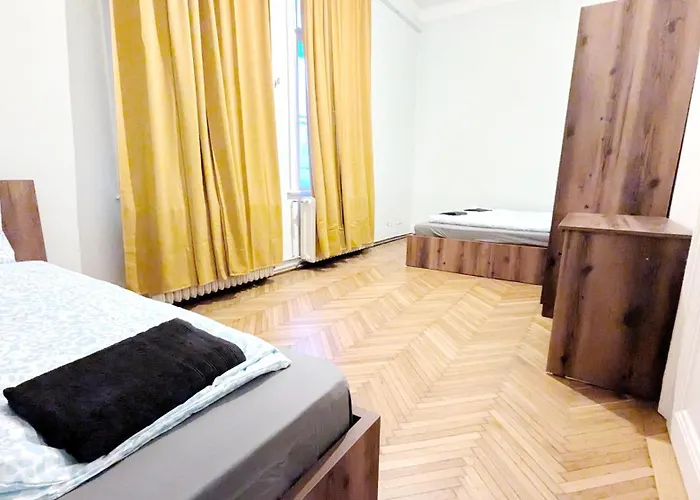 Spacious Rooms - 15 Min From Airport & City Center, 5 Min From Vienna Main-Bus Station Ez 1-9