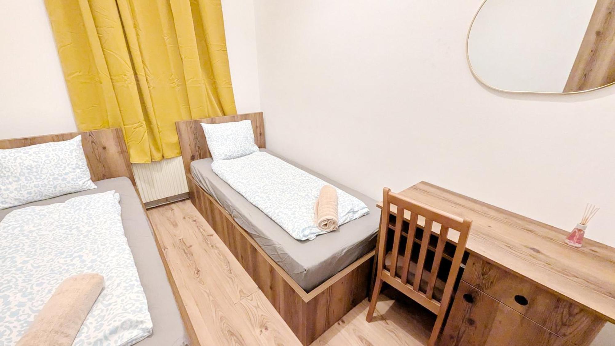 Spacious - 15 Min From Airport & Center, 5 Min From Main-bus Station Ez 1-9 Ubytování v soukromí