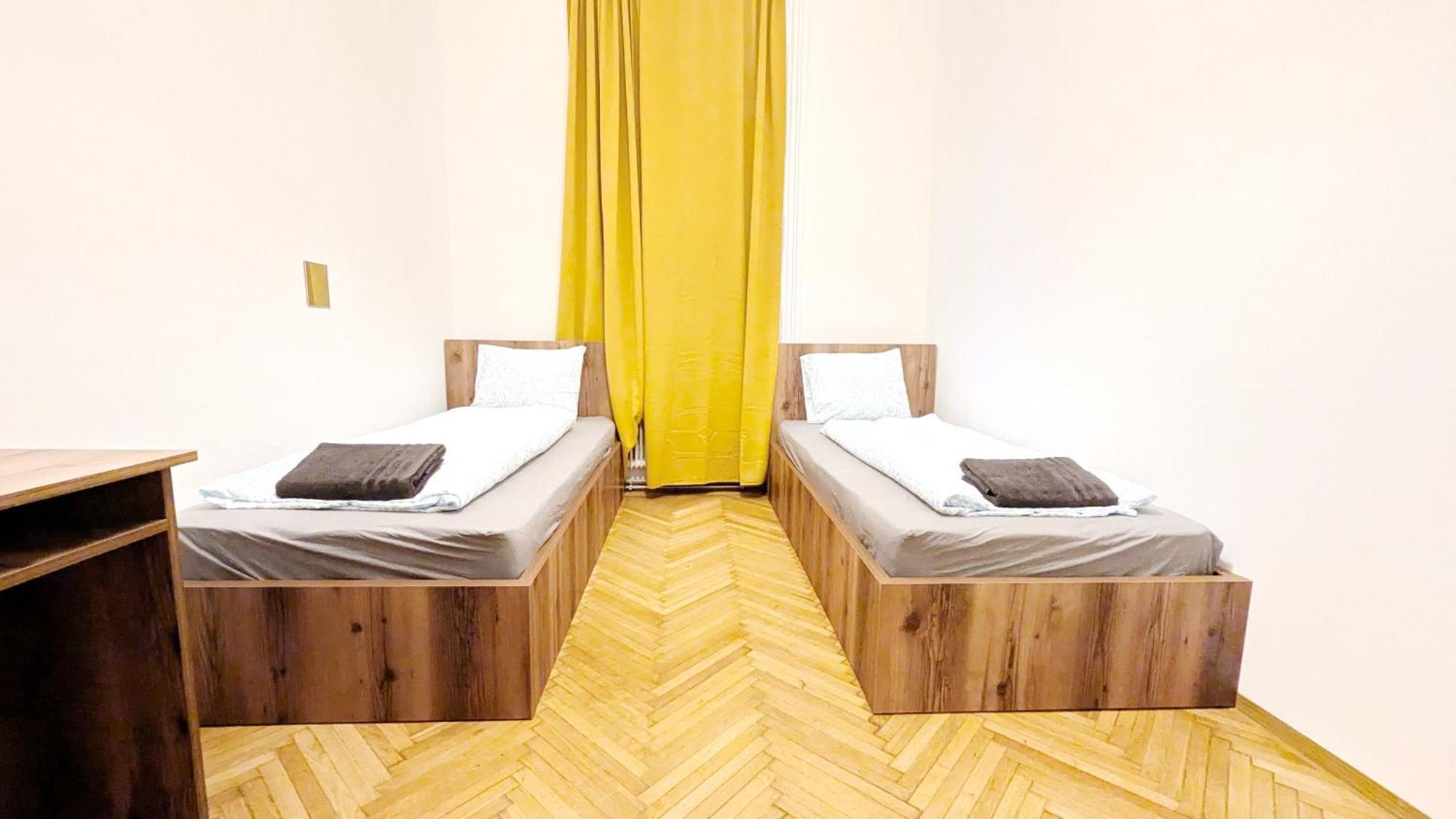 Spacious - 15 Min From Airport & Center, 5 Min From Main-bus Station Ez 1-9 Vienna